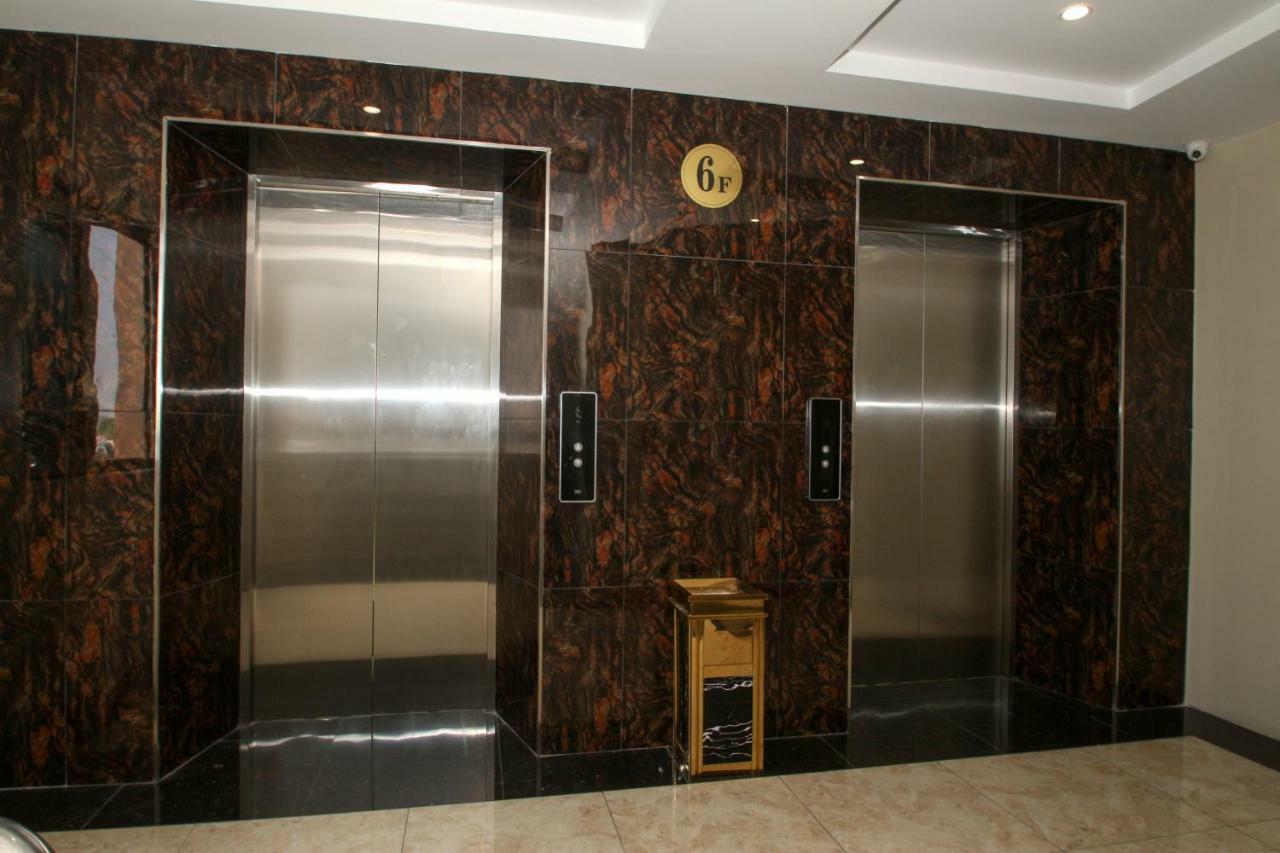 Gemsy Hotel Янгон Экстерьер фото